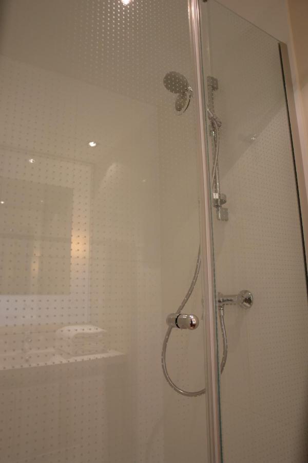 Ibis Styles Chinon Hotell Exteriör bild