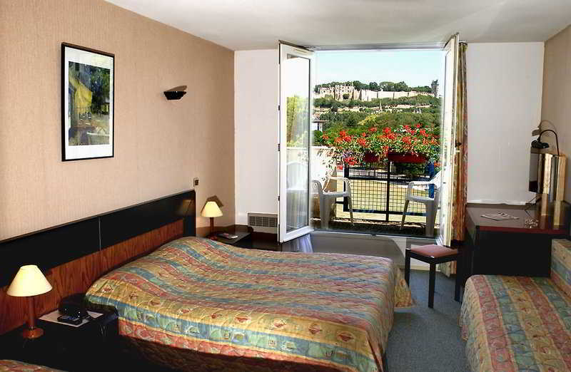 Ibis Styles Chinon Hotell Rum bild